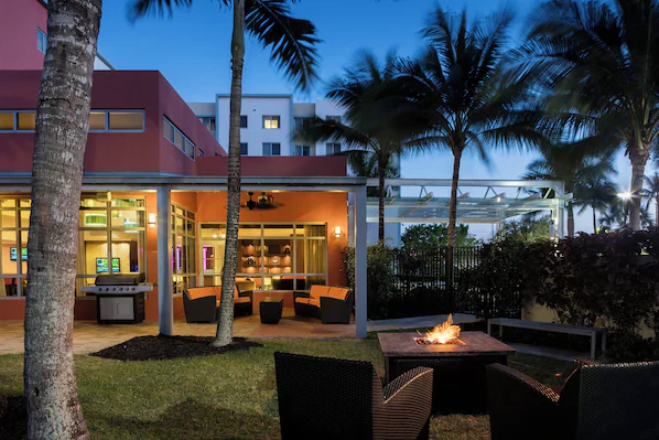 Outdoor seating at Residence Inn by Marriott Miami Airport